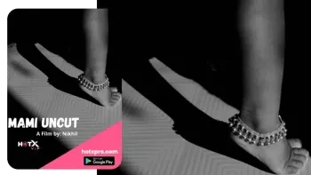 Mami HotX Web Series Poster